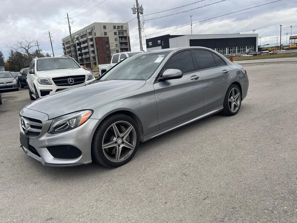 Mercedes-Benz C 300 4MATIC* АвтоКредит* (Цена до БГ)  - изображение 2