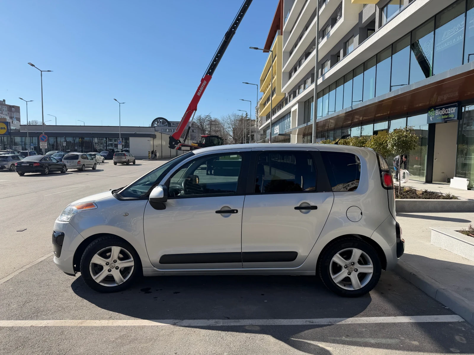 Citroen C3 Picasso, снимка 4 - Автомобили и джипове - 53811949