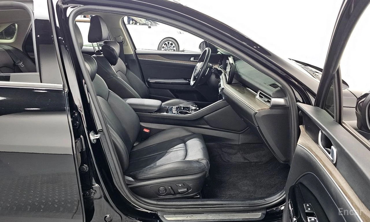Kia K5 1.6* TURBO* NOBLESSE* ПОДГРЕВ* ОБДУХВАНЕ, снимка 10 - Автомобили и джипове - 54851016