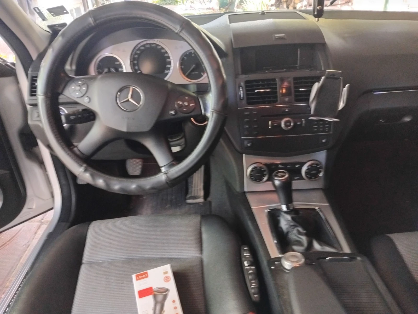 Mercedes-Benz C 200 2.2 , снимка 11 - Автомобили и джипове - 54901031