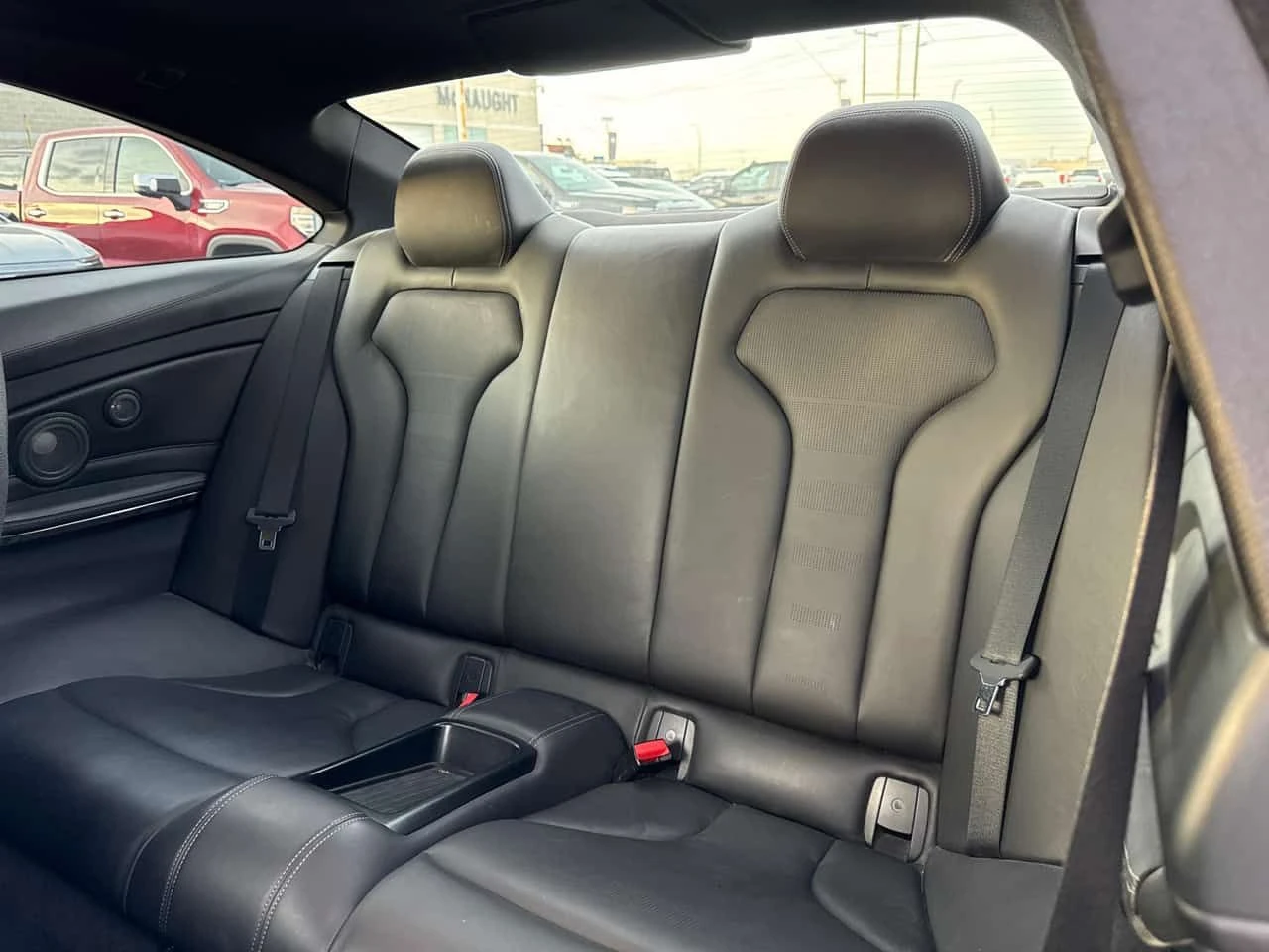 BMW M4 * 2dr Cpe * АВТОКРЕДИТ БЕЗ ПЪРВОНАЧАЛНА ВНОСКА* , снимка 12 - Автомобили и джипове - 55217376