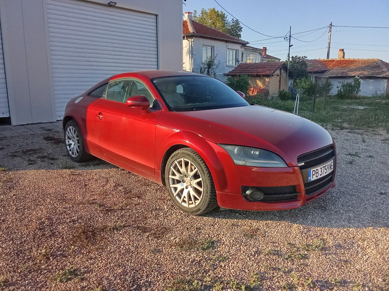 Audi Tt 2.0 TFSI, снимка 8 - Автомобили и джипове - 55482121