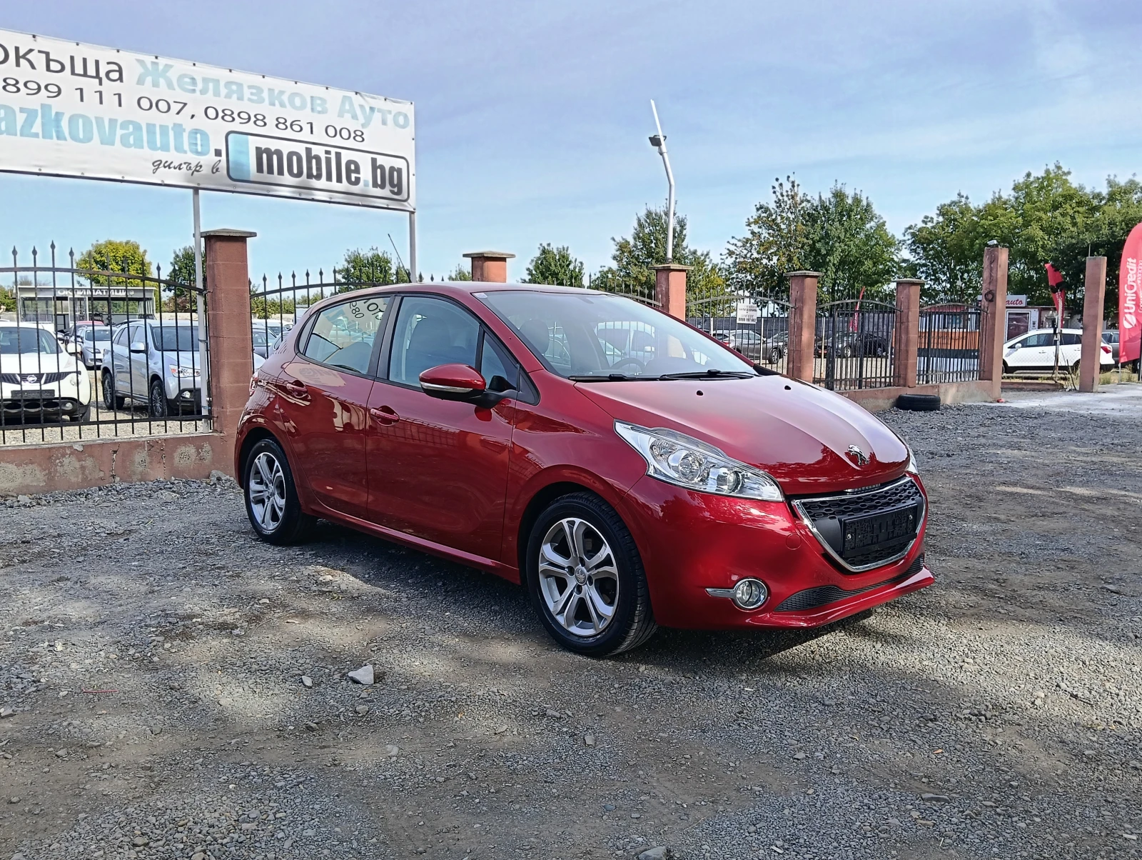 Peugeot 208 1.2i 82ps. | Mobile.bg � ����������� 3