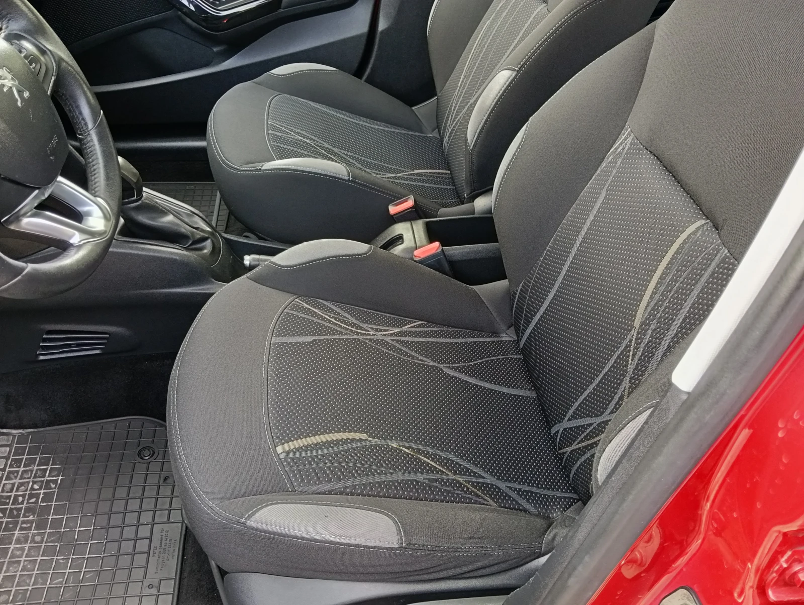 Peugeot 208 1.2i 82ps. | Mobile.bg � ����������� 9