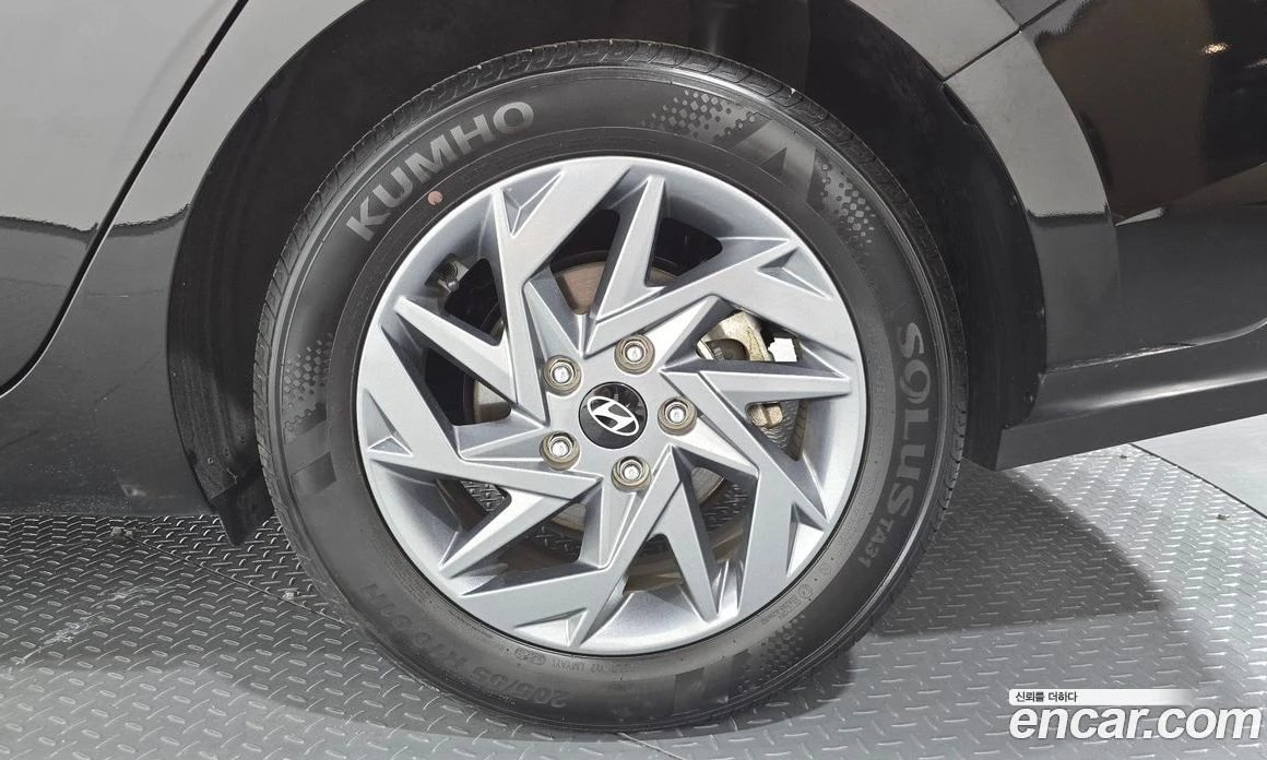 Hyundai Elantra 1.6 Modern, снимка 7 - Автомобили и джипове - 56155972