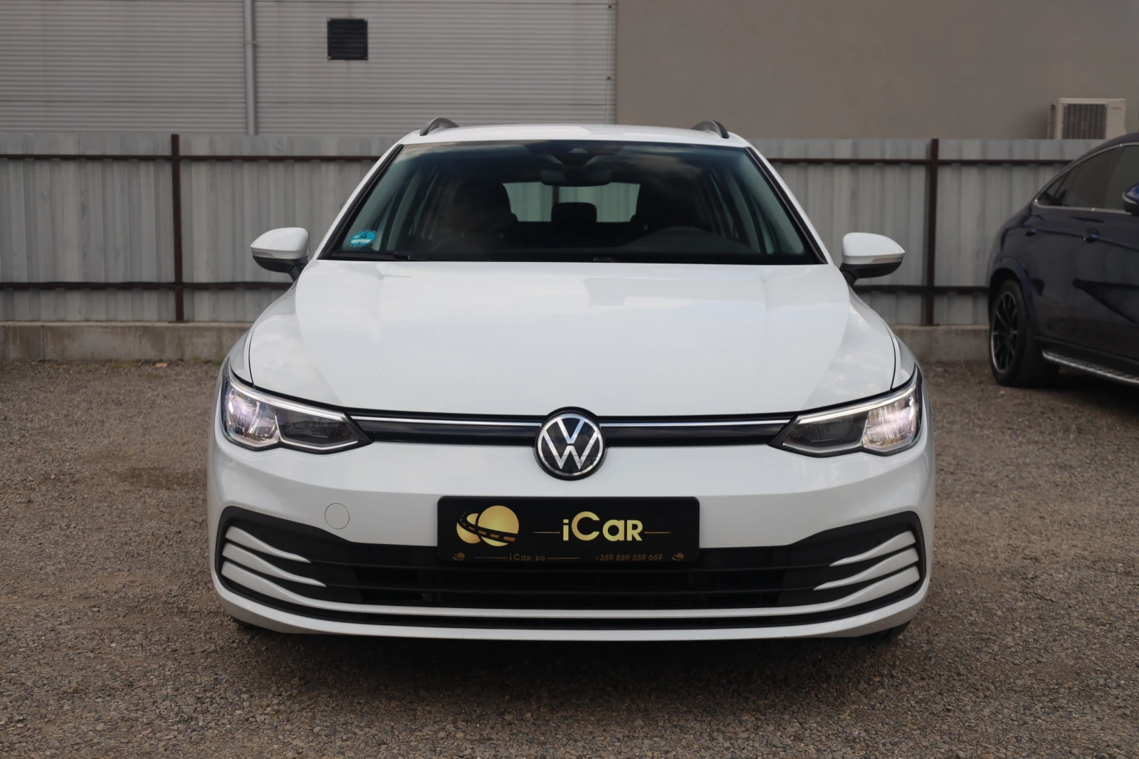 VW Golf Variant VIII 2.0TDI ACC Virtual KeyStart PDC Lane, снимка 2 - Автомобили и джипове - 56165879