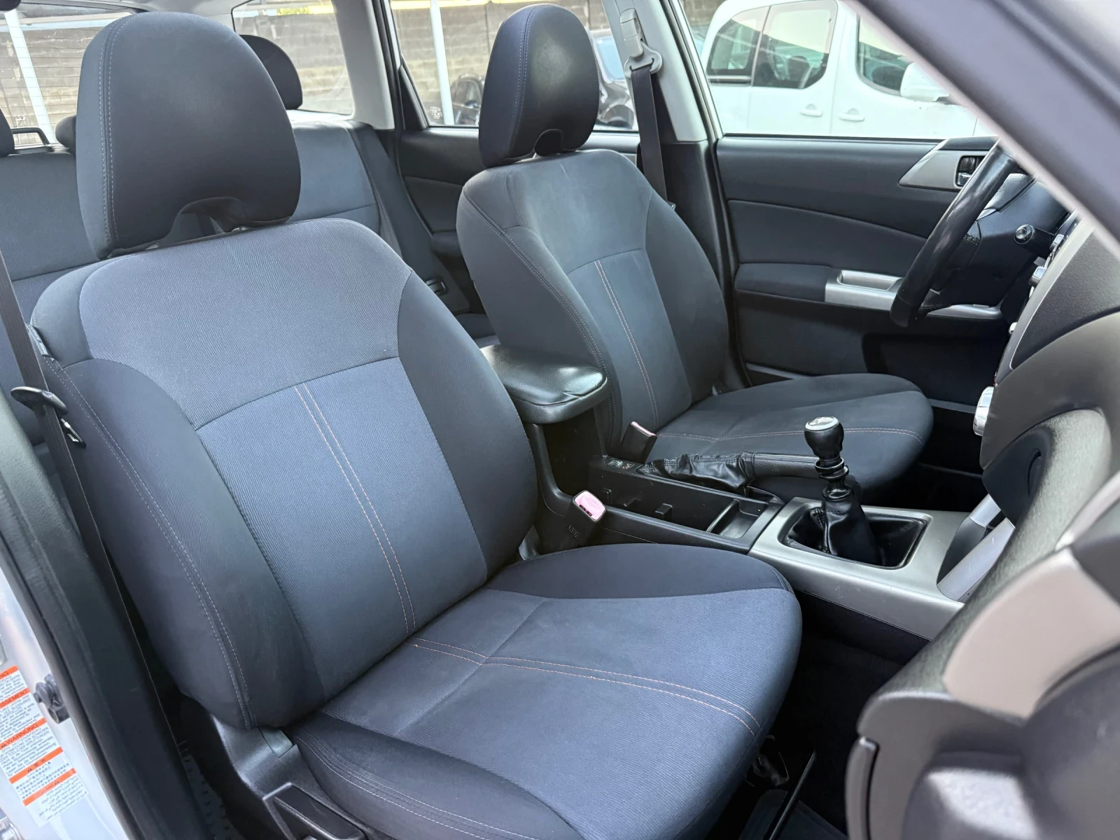 Subaru Forester 2.0D ЛИЗИНГ 4Х4, снимка 12 - Автомобили и джипове - 56207531