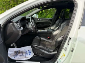 Volvo XC60 R-Design AWD Navigation/Pano Sunroof/Leather/Camer, снимка 5