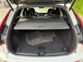 Volvo XC60 R-Design AWD Navigation/Pano Sunroof/Leather/Camer, снимка 17