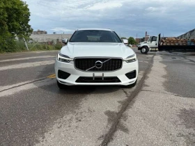 Volvo XC60 R-Design AWD Navigation/Pano Sunroof/Leather/Camer, снимка 2