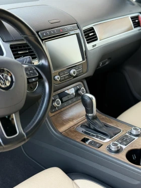VW Touareg EXCLUSIVE ГАРАНЦИЯ, снимка 12