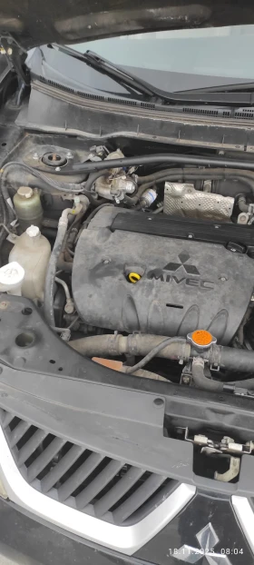 Mitsubishi Outlander  - изображение 1