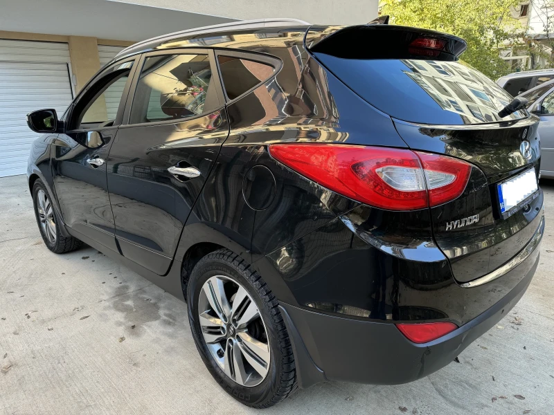 Hyundai IX35 2.0 CRDI, снимка 5 - Автомобили и джипове - 47991957