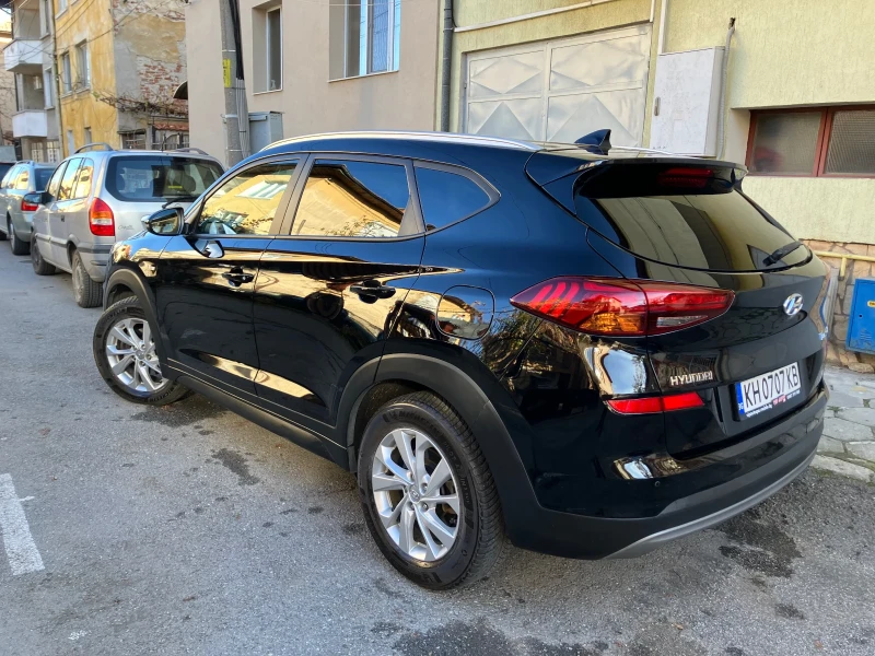 Hyundai Tucson, снимка 8 - Автомобили и джипове - 52845447