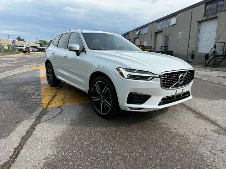 Volvo XC60 R-Design AWD Navigation/Pano Sunroof/Leather/Camer