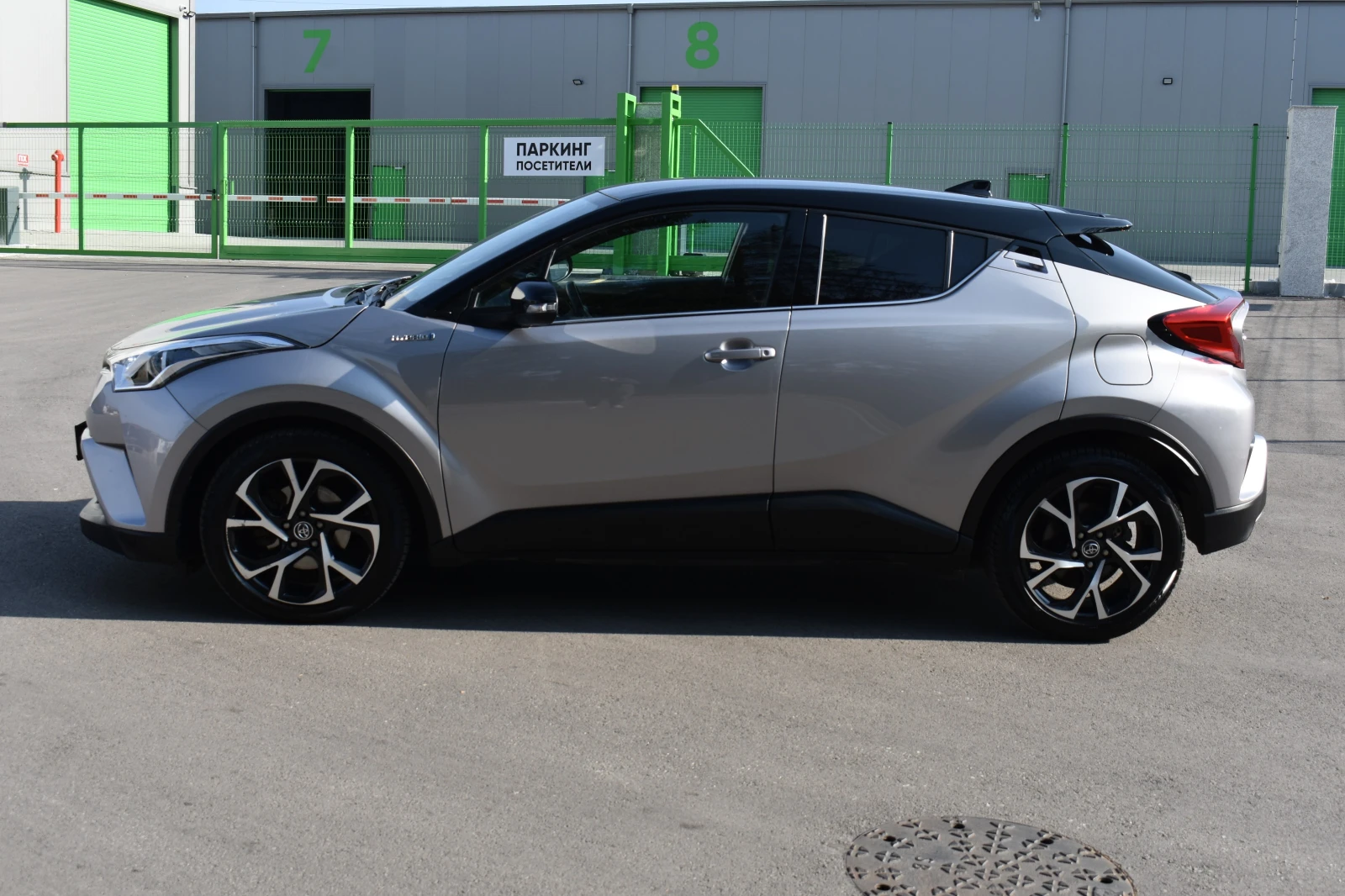 Toyota C-HR 1.8HYBRID/KEYLESSGO/EURO6B/ПЕРФЕКТНА!!! - изображение 3