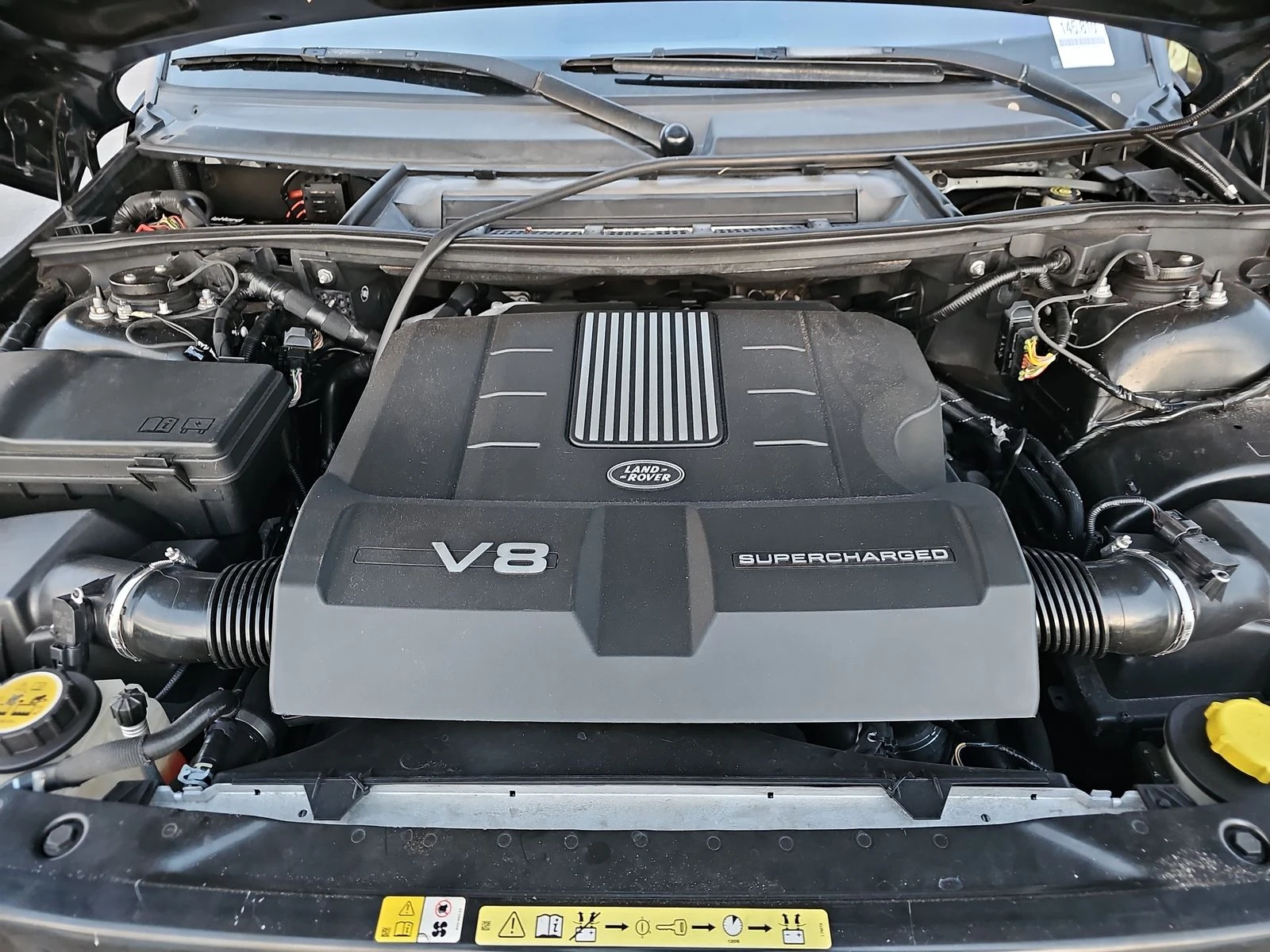 Land Rover Range rover 5.0 SC Счупен Мотор - изображение 8