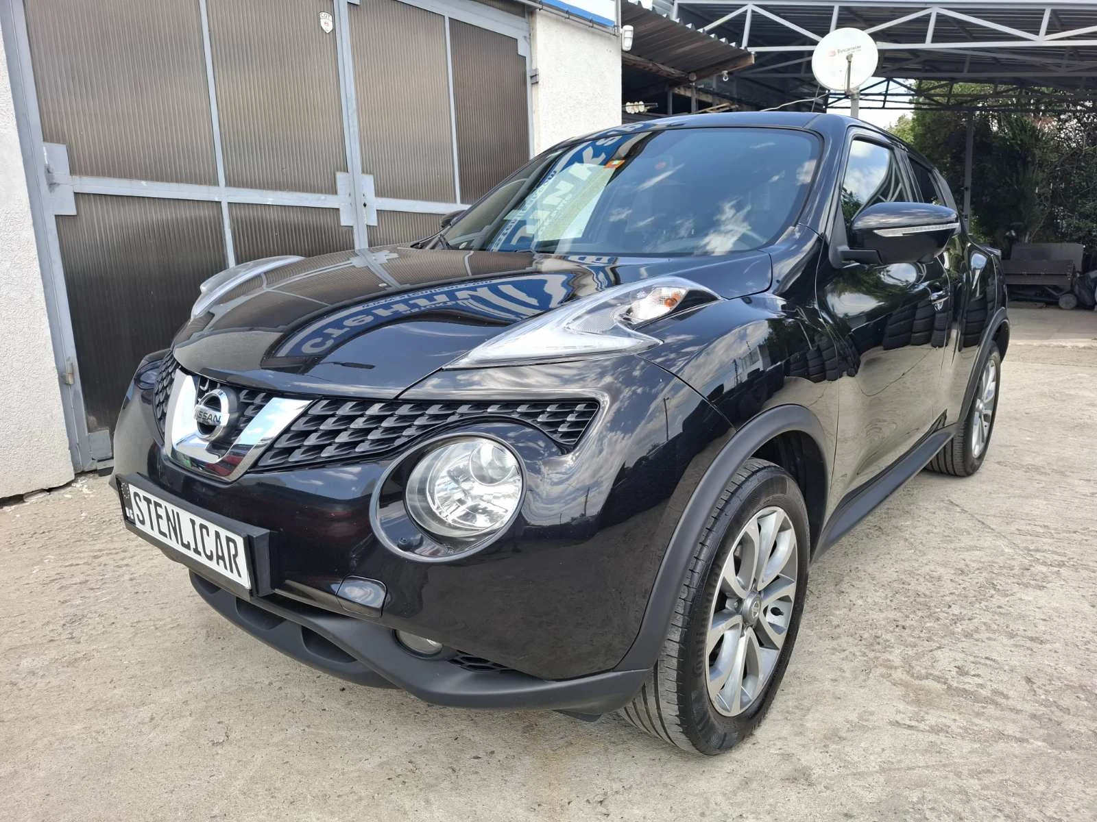 Nissan Juke 4x4-TEKNA-XENON-360-SWISS - изображение 3
