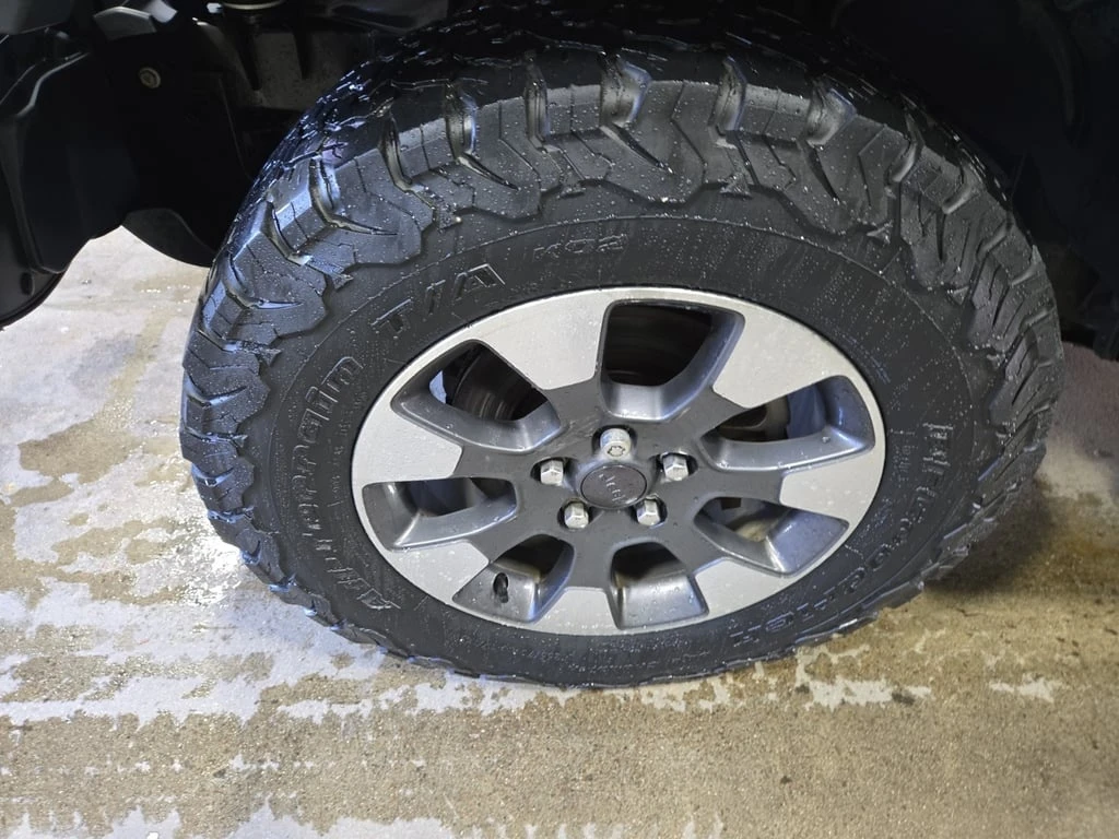 Jeep Wrangler * UNLIMITED SAHARA * CARFAX *    | Mobile.bg   17