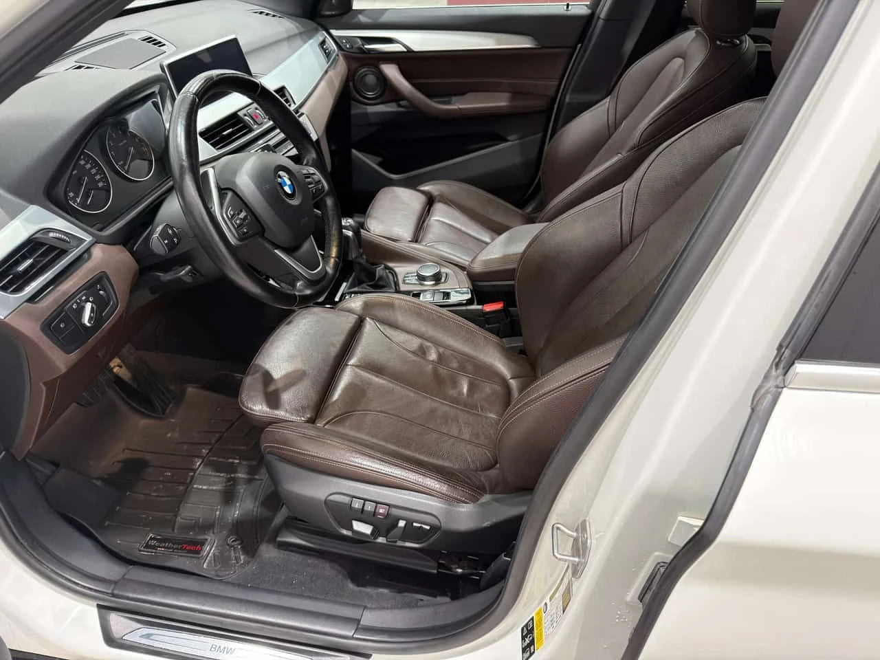 BMW X1 xDrive28i/KEYLESS/ПАНОРАМА/ПОДГРЕВИ - изображение 8