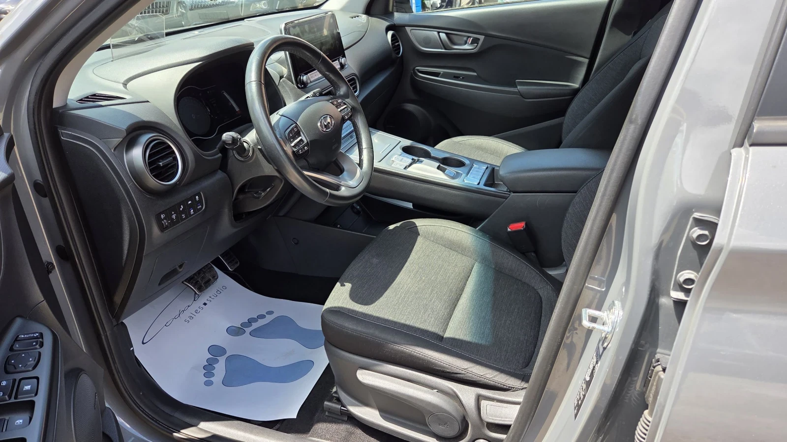Hyundai Kona 64KWh/SOH100%/Blue Link, снимка 7 - Автомобили и джипове - 54694930