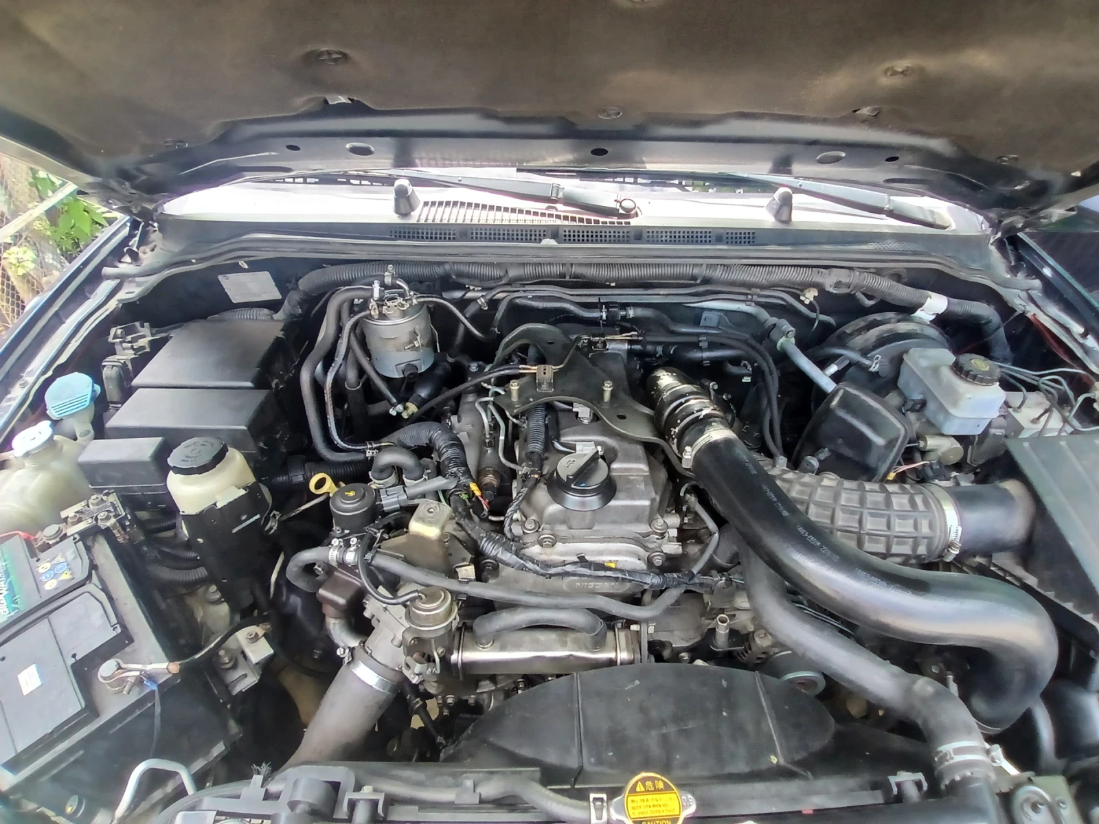 Nissan Navara 2.5 DCI, снимка 17 - Автомобили и джипове - 54726197