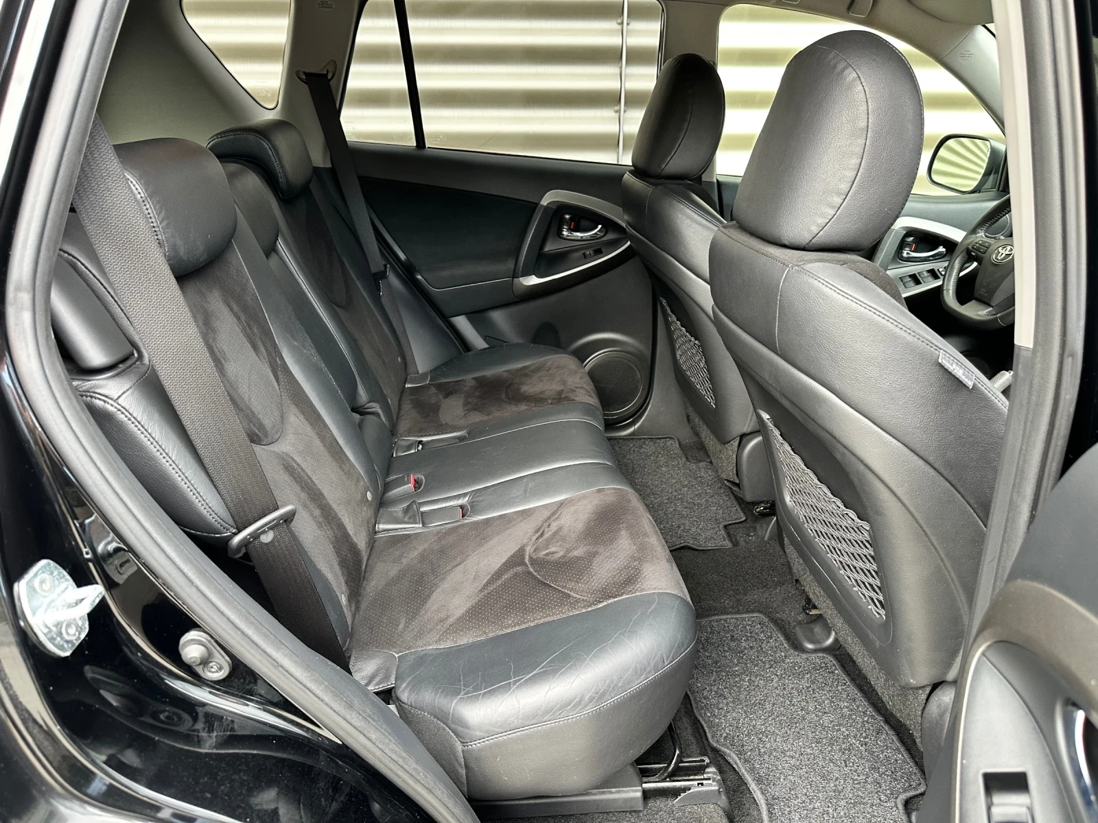 Toyota Rav4 63000 КМ!!!/4х4//, снимка 11 - Автомобили и джипове - 54773342