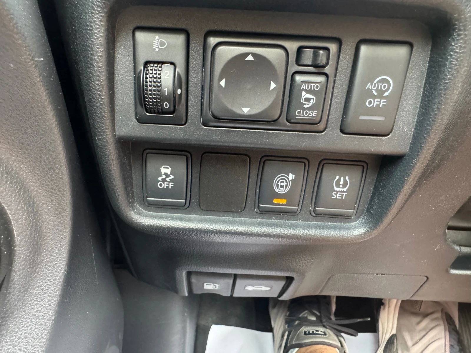 Nissan Juke 1.5 DCI Tekna, снимка 15 - Автомобили и джипове - 54774461