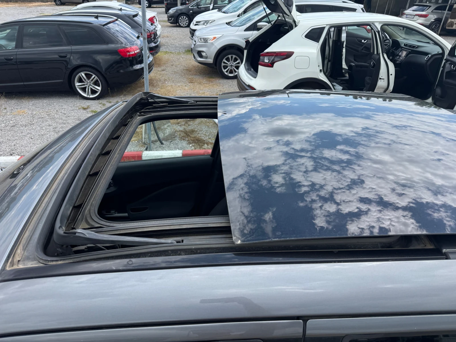 Nissan Juke 1.5 DCI Tekna, снимка 8 - Автомобили и джипове - 54774461