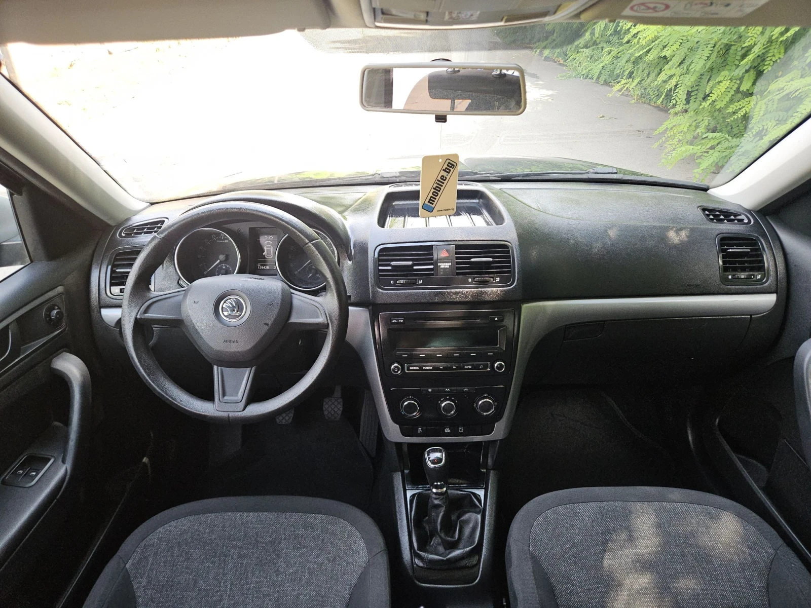 Skoda Yeti 2.0tdi---4x4, снимка 11 - Автомобили и джипове - 55134936
