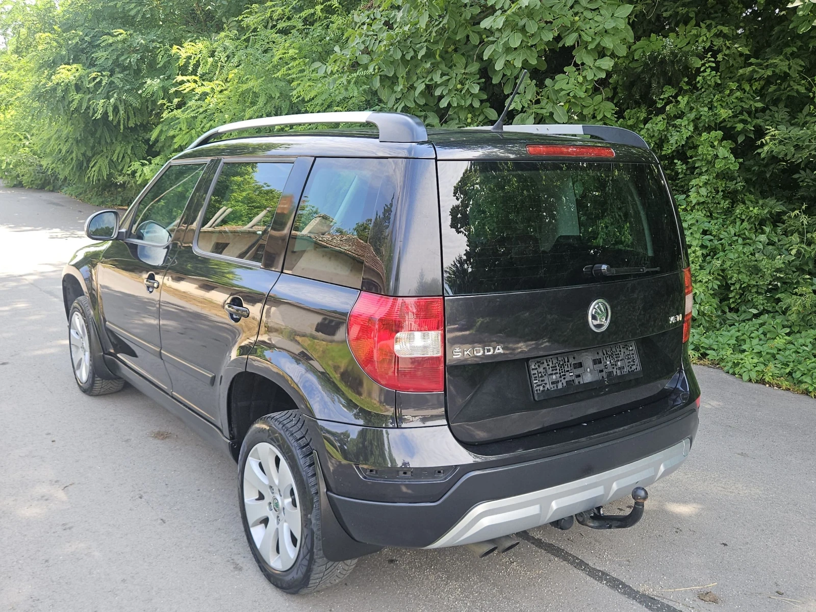 Skoda Yeti 2.0tdi---4x4, снимка 7 - Автомобили и джипове - 55134936