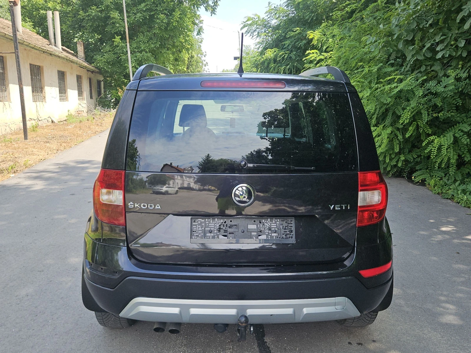 Skoda Yeti 2.0tdi---4x4, снимка 6 - Автомобили и джипове - 55134936