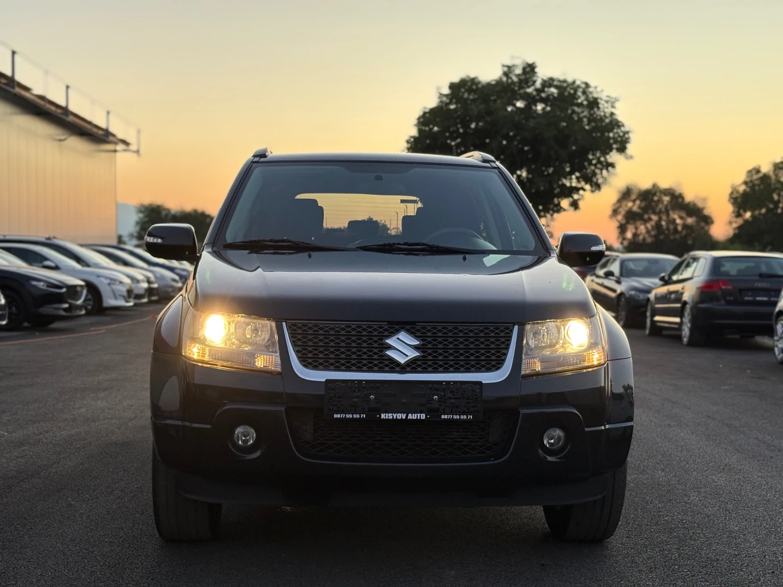 Suzuki Grand vitara 1.9 DDS 4x4 Бавни* Подгрев* Keyless* , снимка 2 - Автомобили и джипове - 55468227