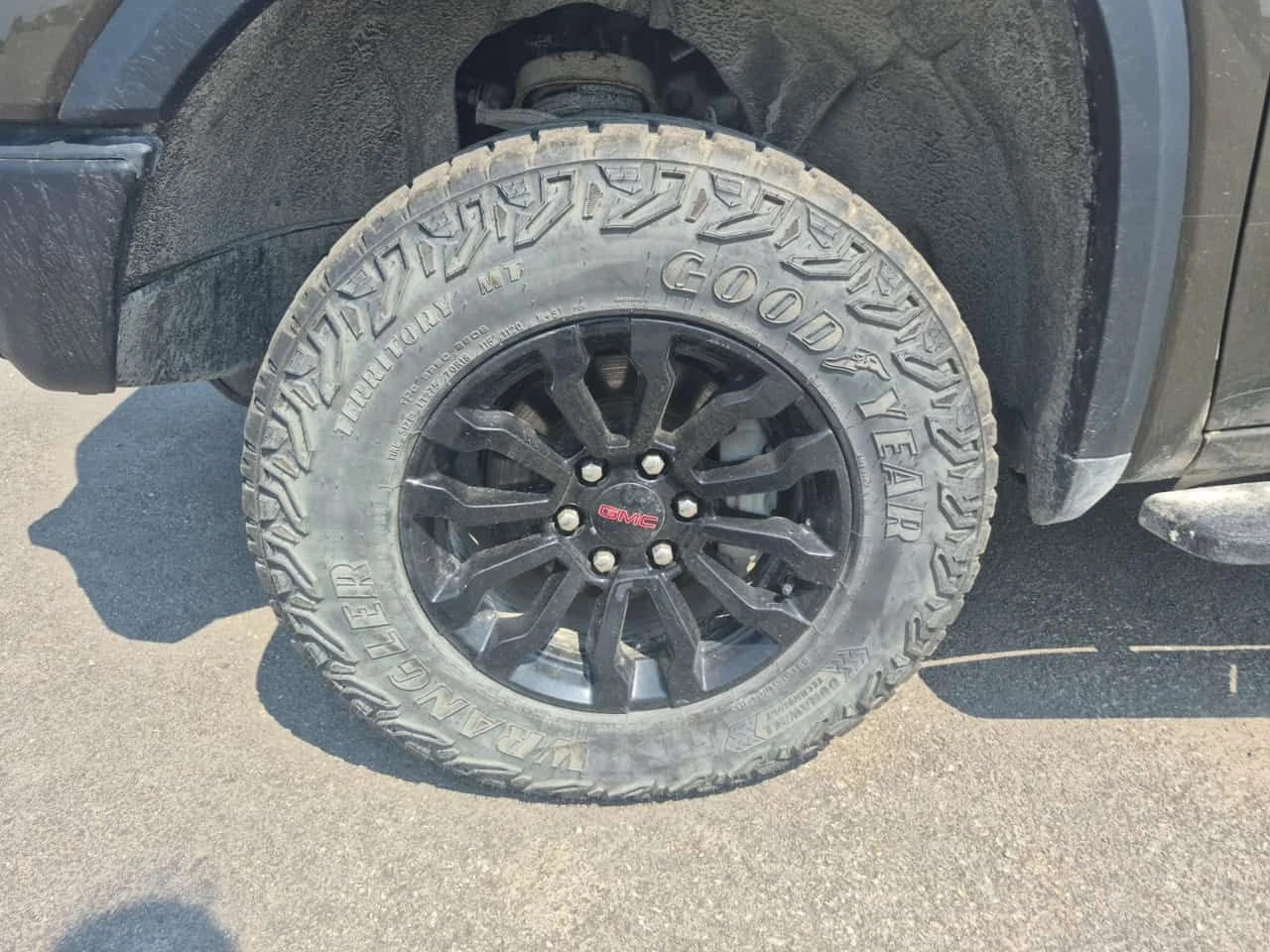 Gmc Sierra * AT4X CREW CAB SHORT BED * CARFAX * , снимка 14 - Автомобили и джипове - 55576042