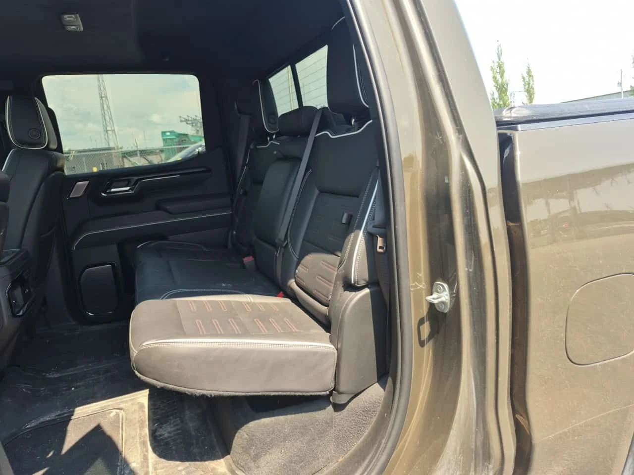 Gmc Sierra * AT4X CREW CAB SHORT BED * CARFAX * , снимка 9 - Автомобили и джипове - 55576042