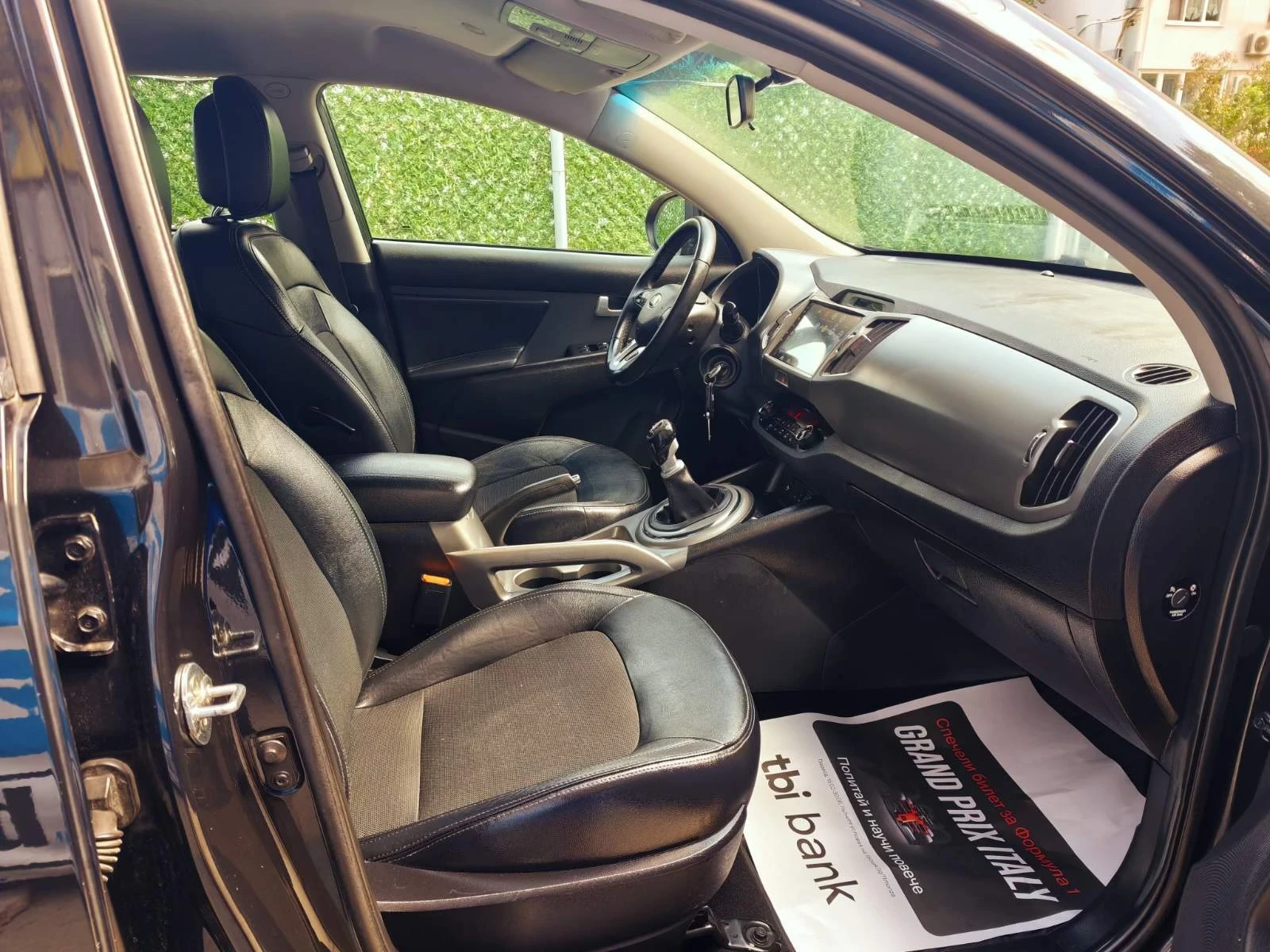 Kia Sportage 1.7crdi-116к.с Кар Плей Парктроник Подгреви, снимка 13 - Автомобили и джипове - 55655166