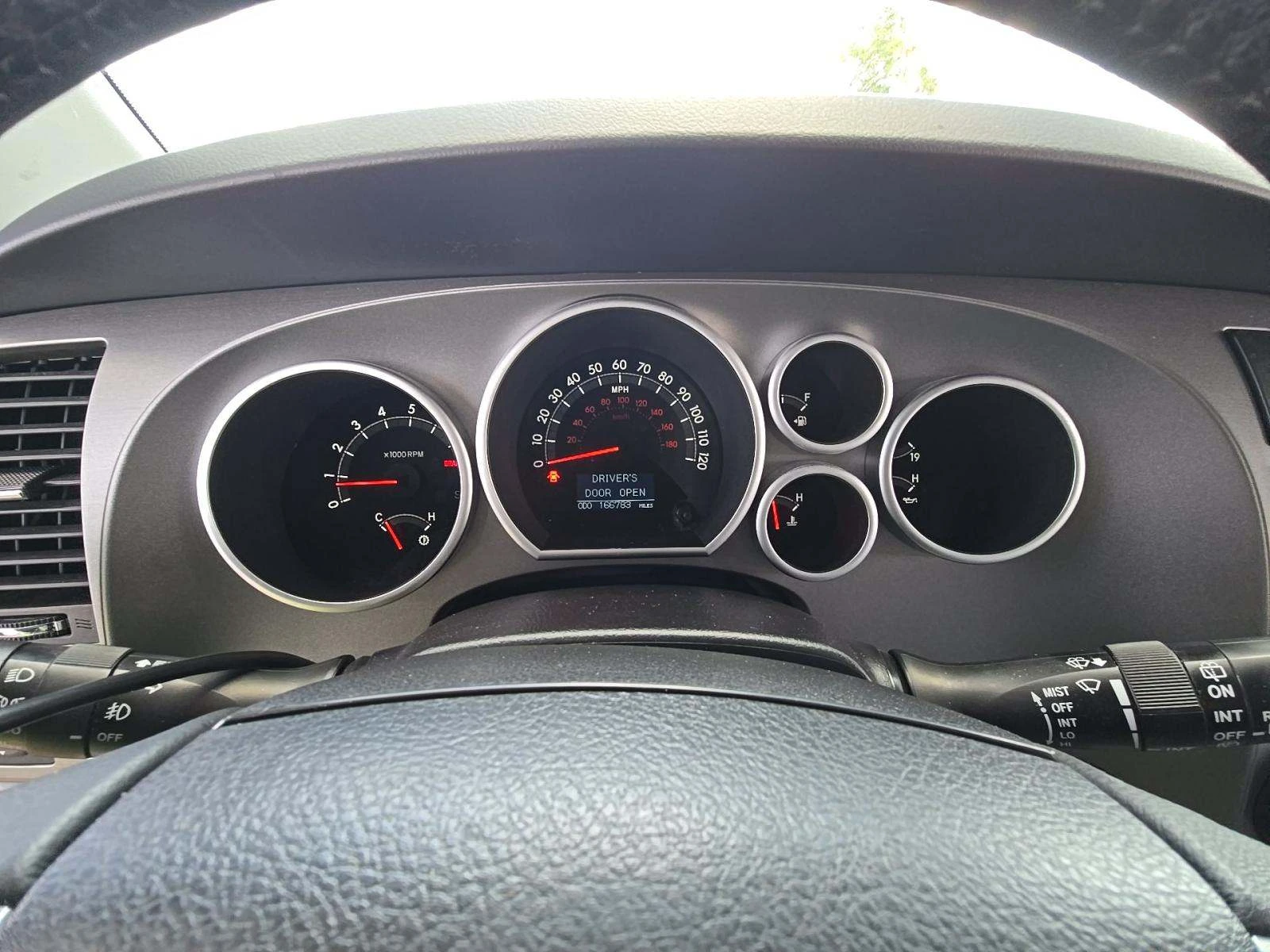 Toyota Sequoia 5.7* V8* LIMITED* ПОДГРЕВ* КАМЕРА* JBL* , снимка 10 - Автомобили и джипове - 56145718