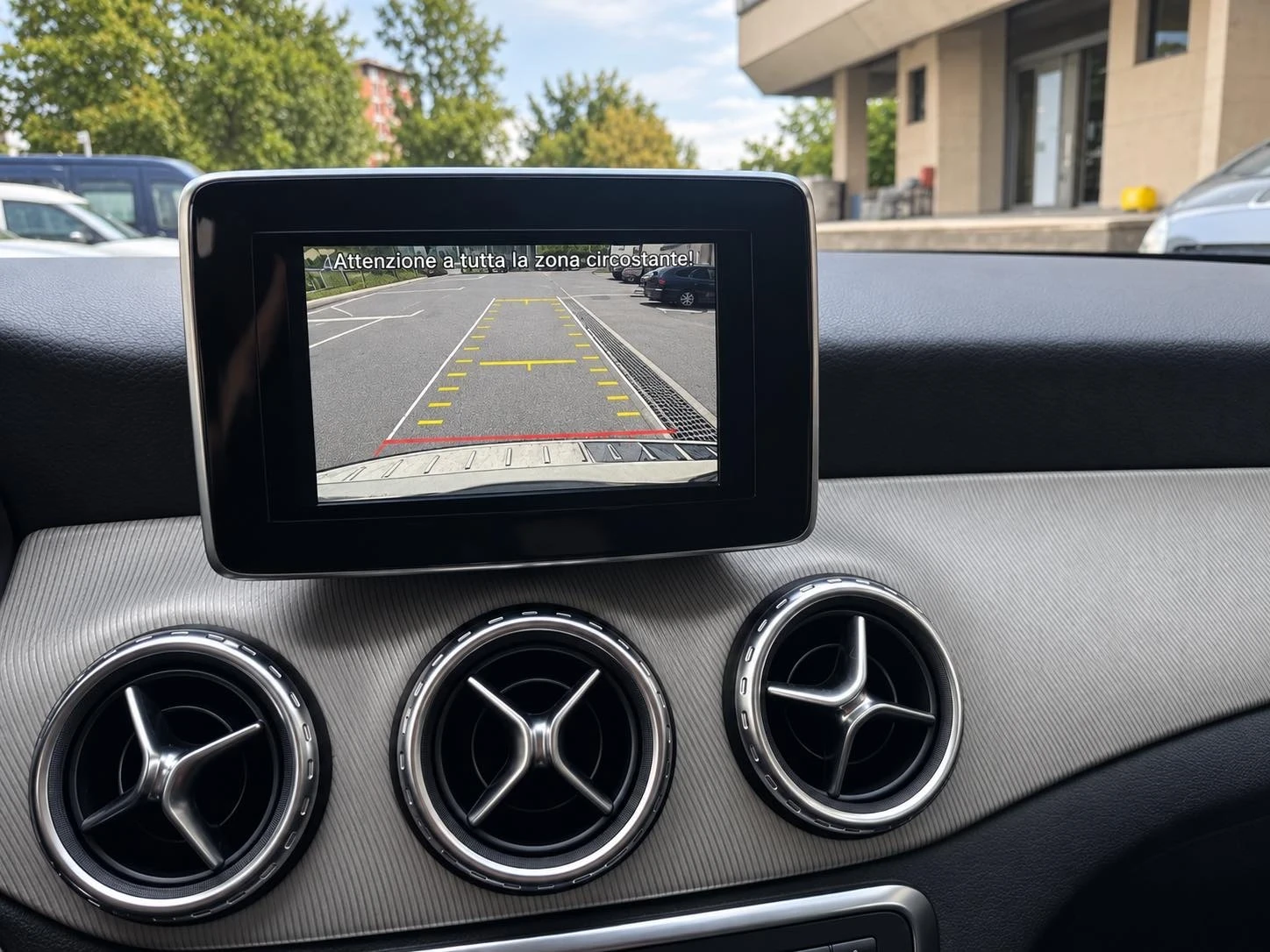 Mercedes-Benz GLA 200CDI 4-matic LED CAMERA, снимка 15 - Автомобили и джипове - 56198497