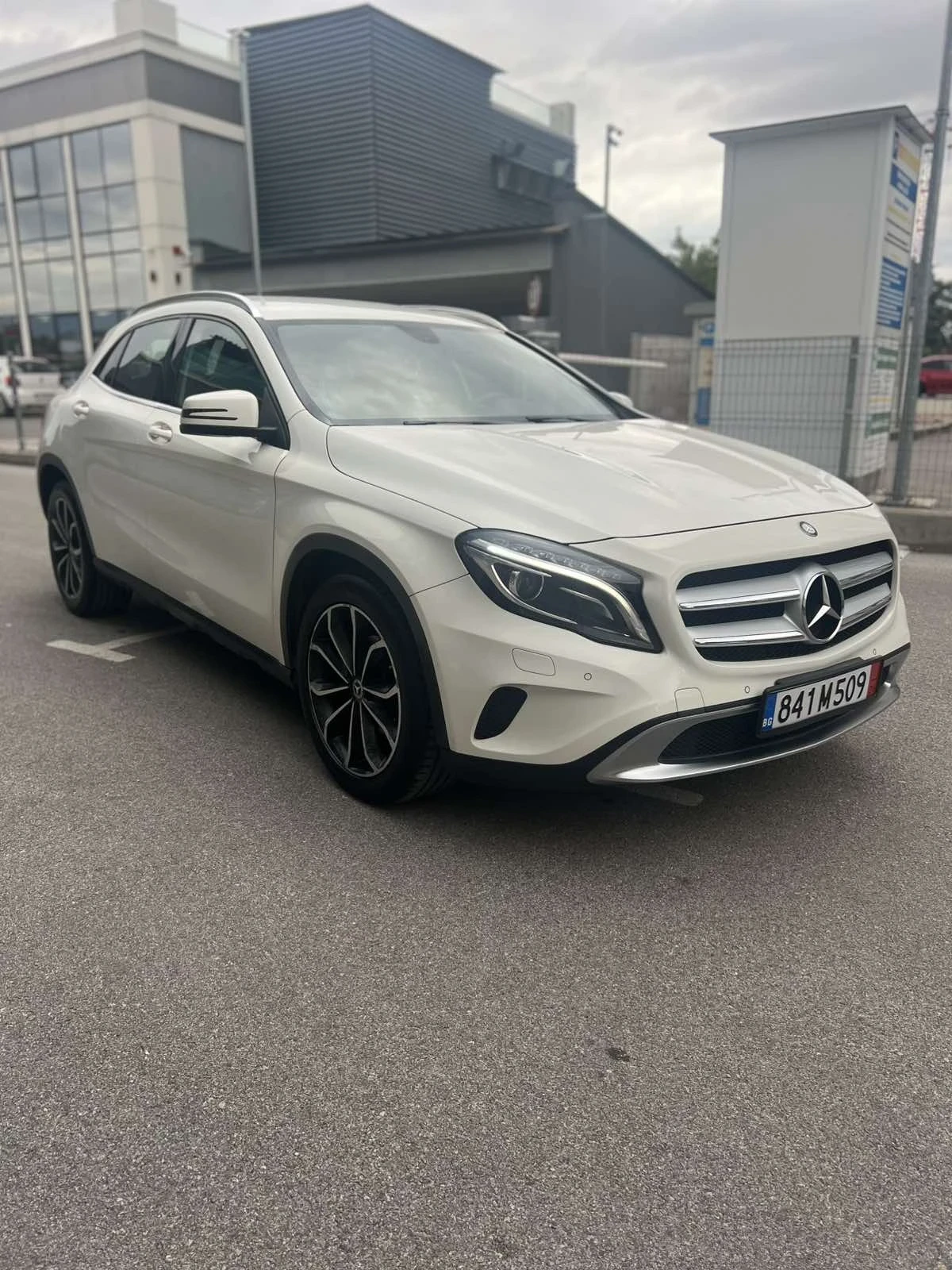 Mercedes-Benz GLA 200CDI 4-matic LED CAMERA, снимка 3 - Автомобили и джипове - 56198497