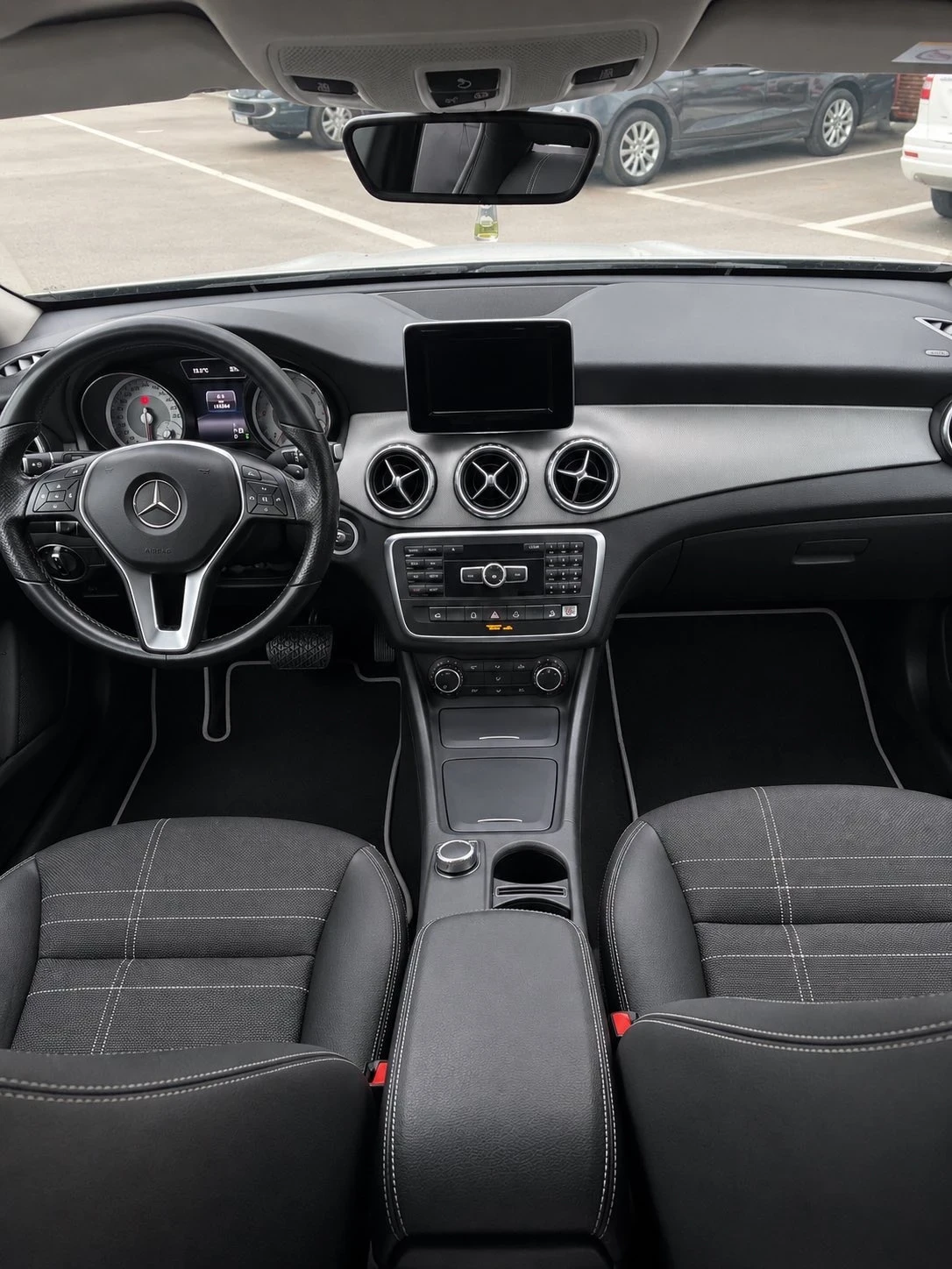 Mercedes-Benz GLA 200CDI 4-matic LED CAMERA, снимка 9 - Автомобили и джипове - 56198497