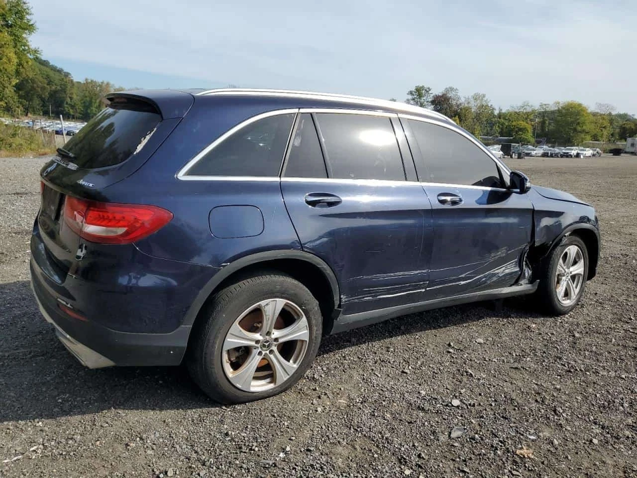 Mercedes-Benz GLC * 4MATIC * CARFAX * ОПЦИЯ ЗА ФИНАНСИРАНЕ * , снимка 3 - Автомобили и джипове - 56256808