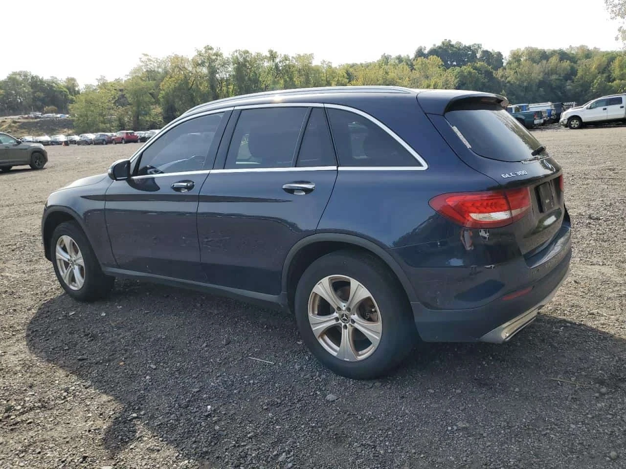 Mercedes-Benz GLC * 4MATIC * CARFAX * ОПЦИЯ ЗА ФИНАНСИРАНЕ * , снимка 2 - Автомобили и джипове - 56256808