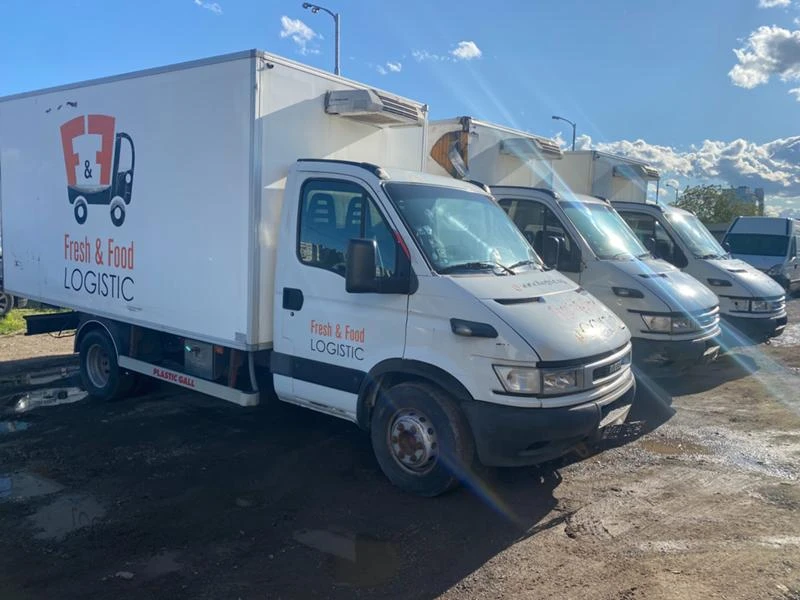 Iveco Daily 3бр термо, снимка 6 - Бусове и автобуси - 46808668