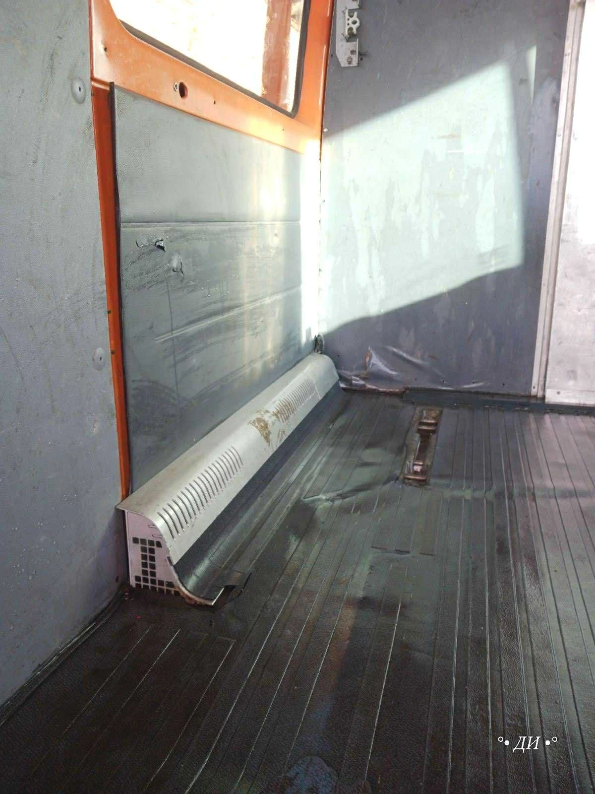 Mercedes-Benz 313 313 - изображение 9