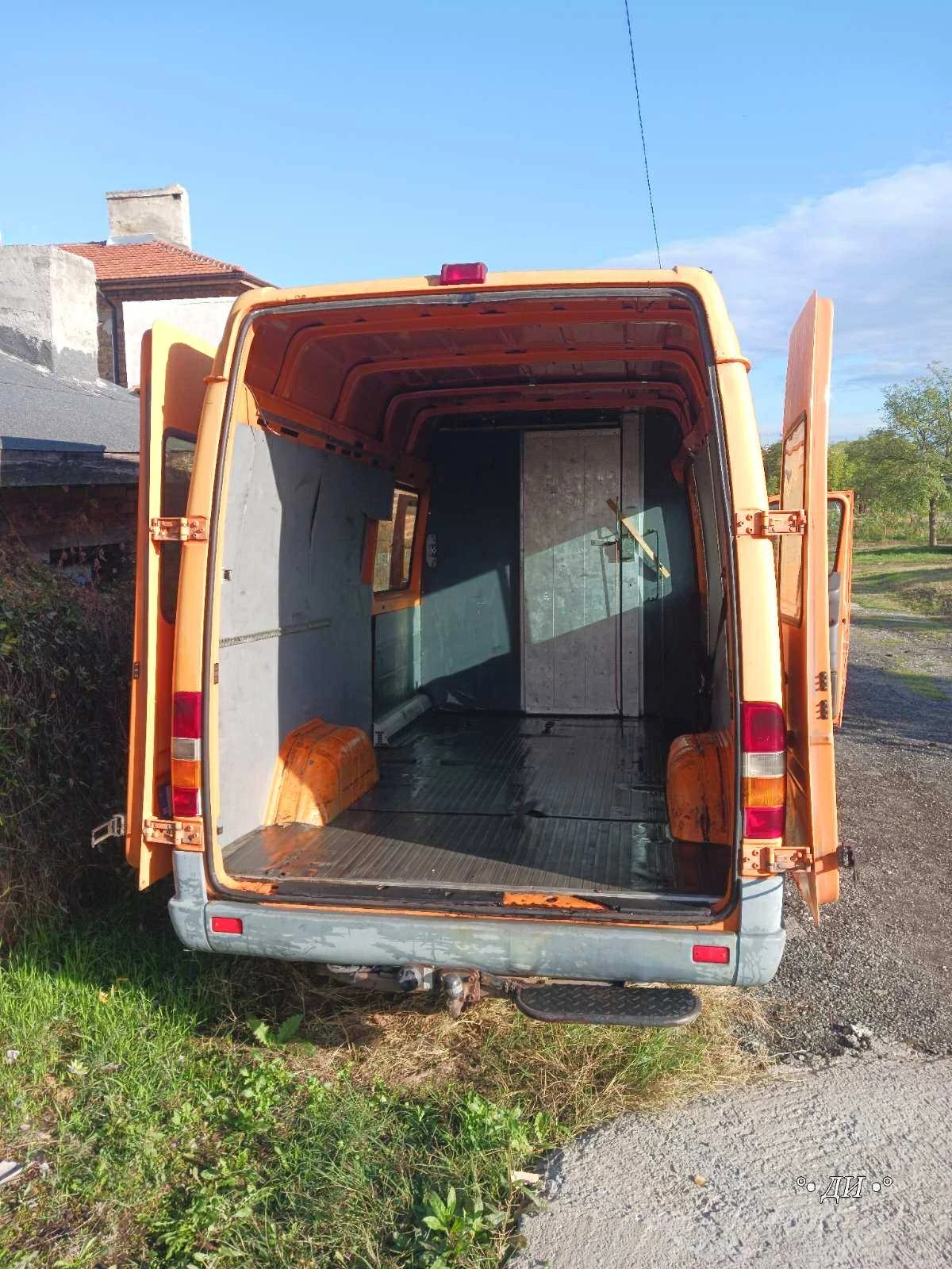 Mercedes-Benz 313 313 - изображение 8