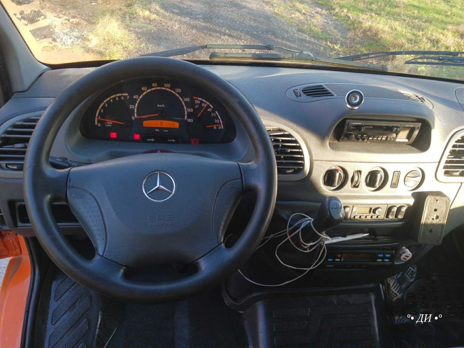 Mercedes-Benz 313 313 - изображение 10