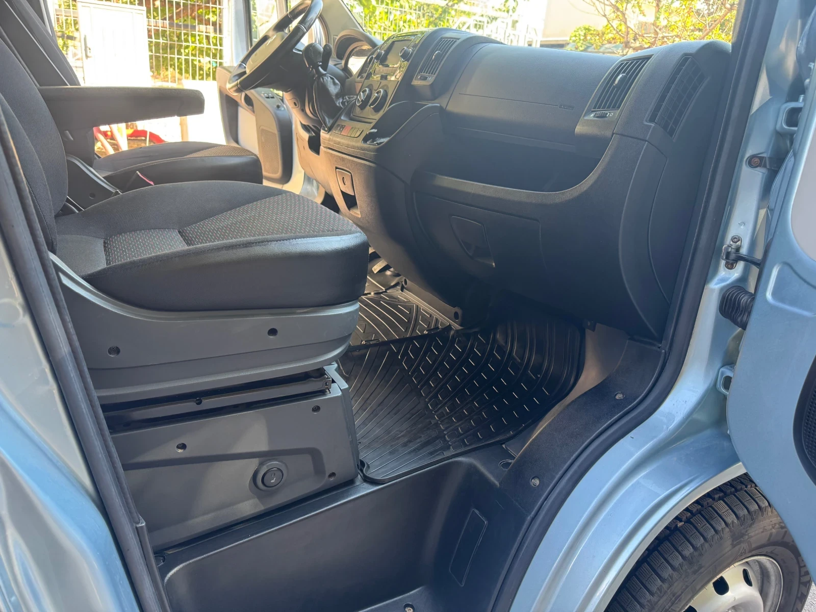 Citroen Jumper 2.2 HDI - изображение 6