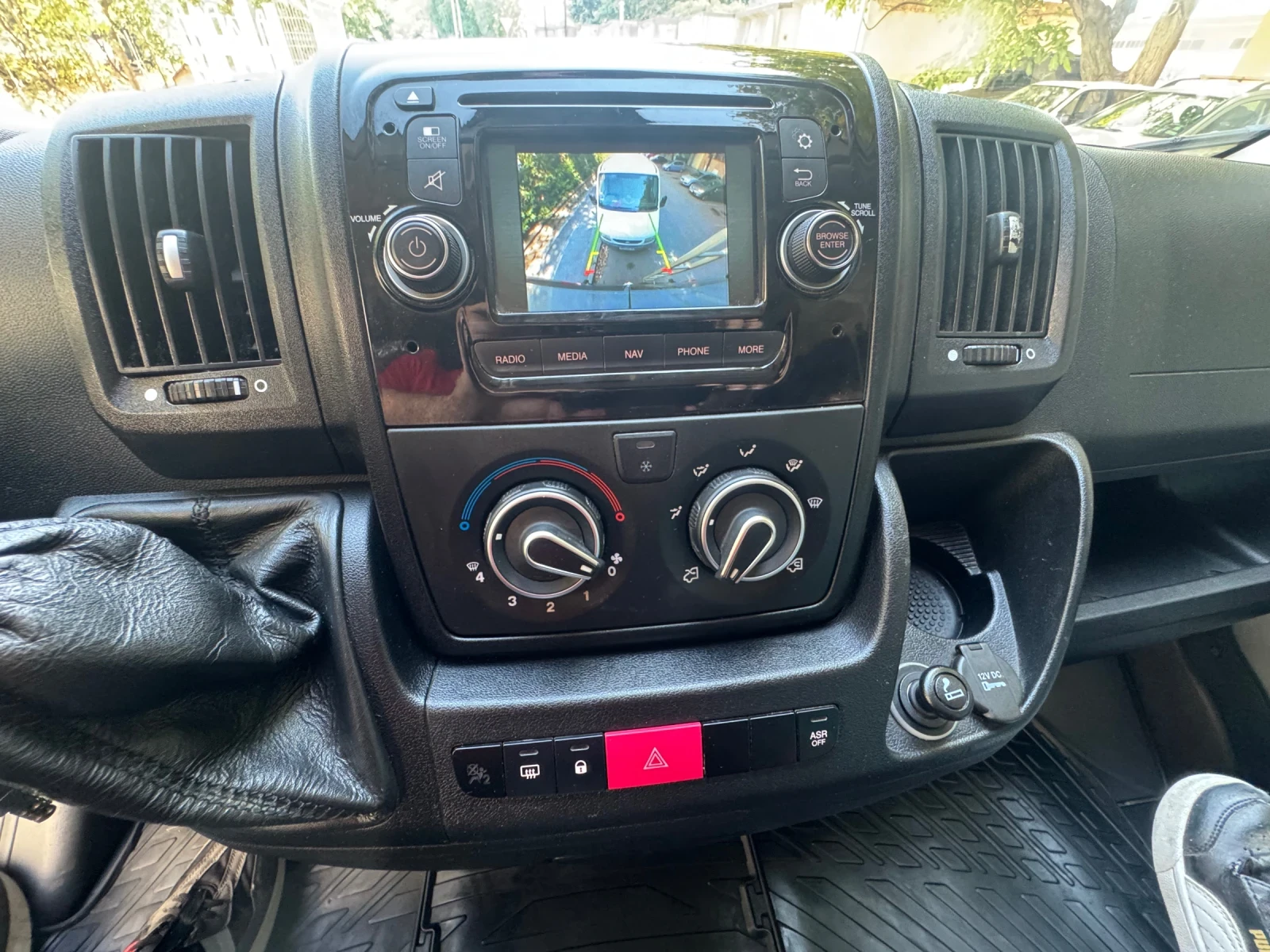 Citroen Jumper 2.2 HDI - изображение 7