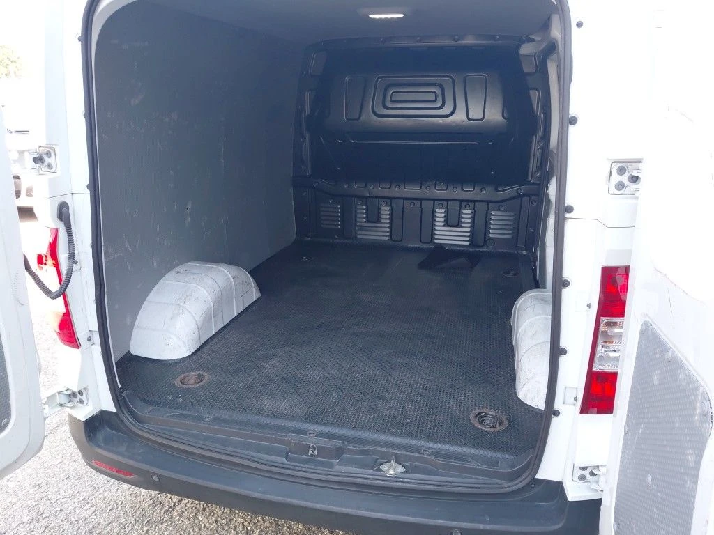 Maxus e3 Deliver 53 kWh, снимка 6 - Бусове и автобуси - 56429339