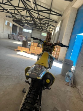 Suzuki 250, снимка 5